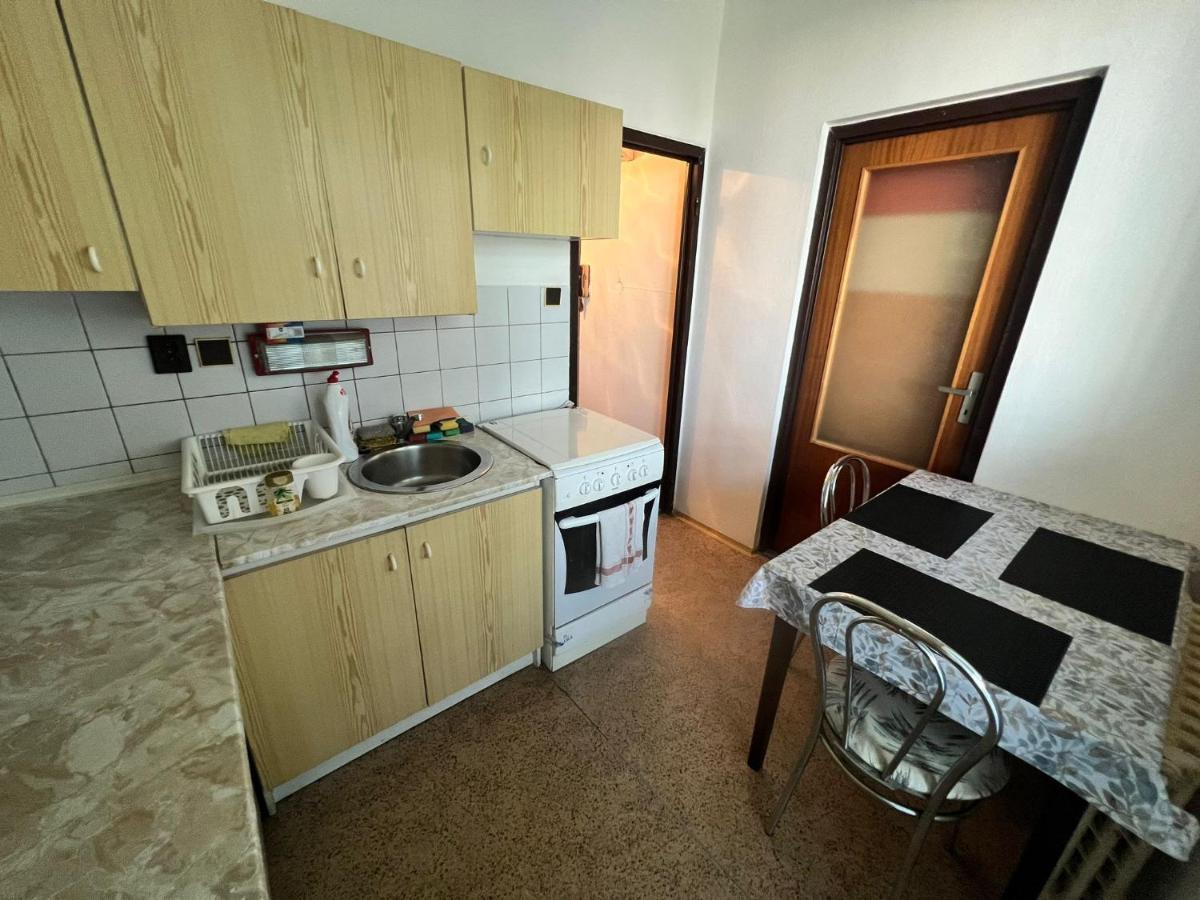 Apartman Solid, Bratislava Apartment Exterior foto