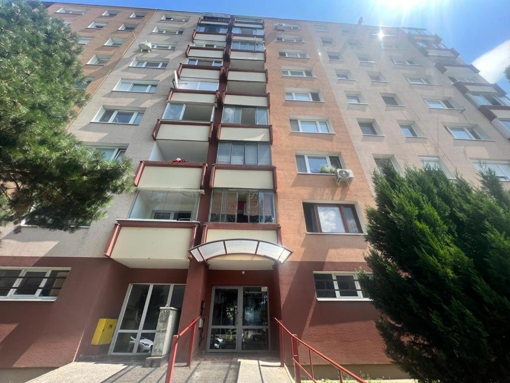 Apartman Solid, Bratislava Apartment Exterior foto